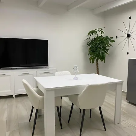 Casa Hotel *